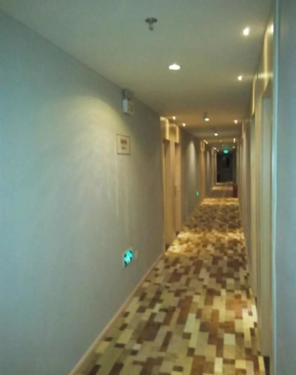 Motel168 Qingdao Licun Fengshan Road