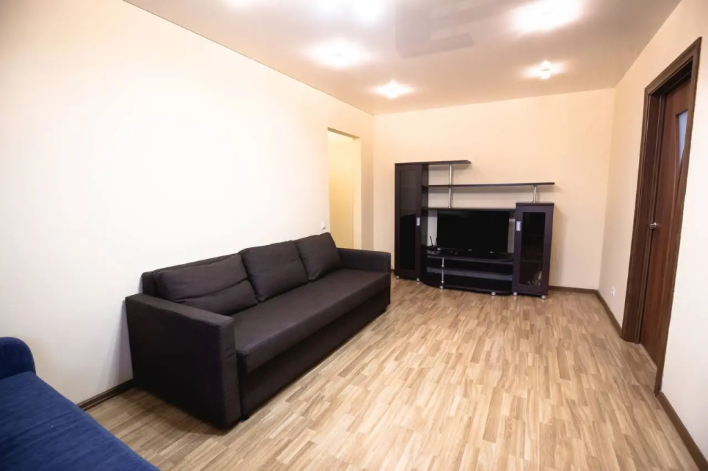 Michurina 15 Chetyrehkomnatnye apartamenty rjadom s KemGU