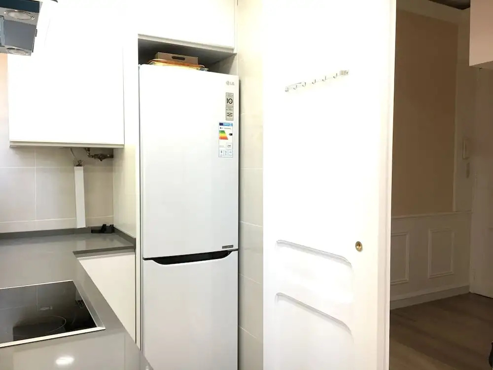 Apartamento Impecable Estancia Con Metro Delante