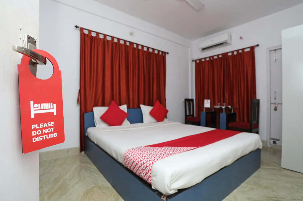 OYO Flagship 9980 Violet Guest House