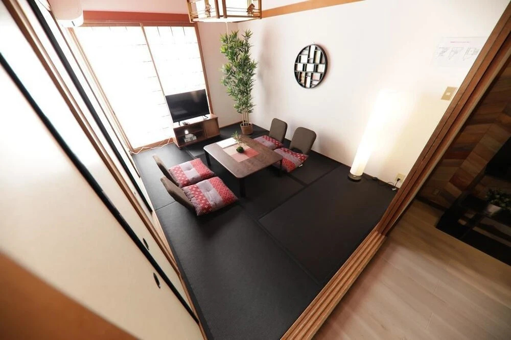Omotenashi House Part 1 (174-1)