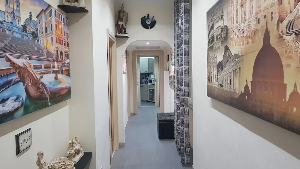 Casa Mike al Vaticano
