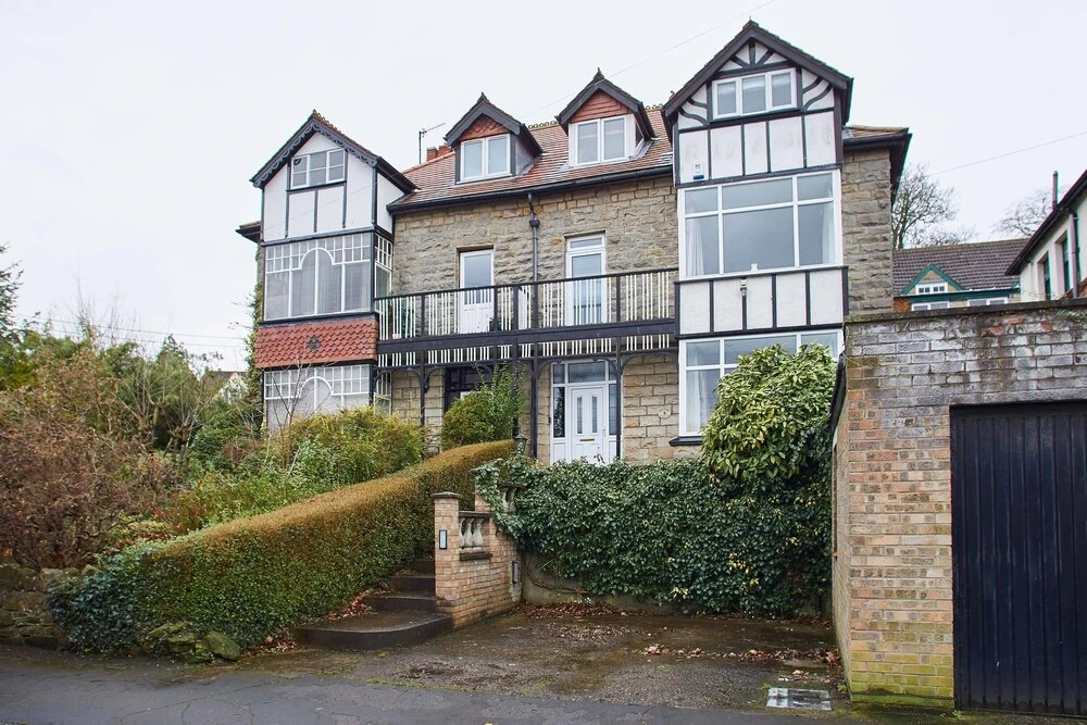 Brook Villa