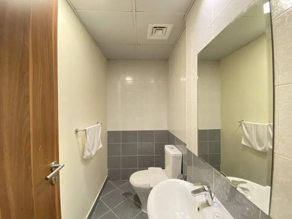 Lux BnB 1BD JVC
