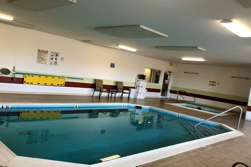 Ramada Limited - Mount Sterling