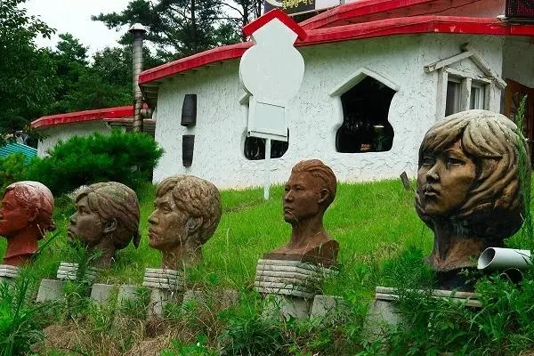 Buan Byeonsanbando Ppalgangjiboong Pension