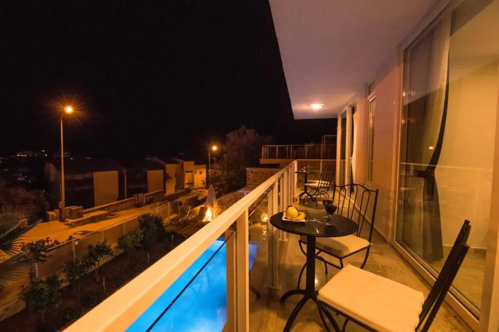 Lumiere Villas 2