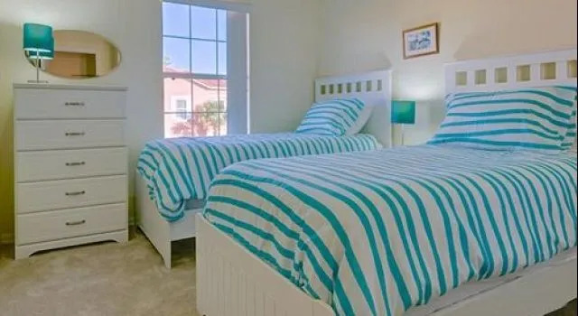 Florint Pool Homes