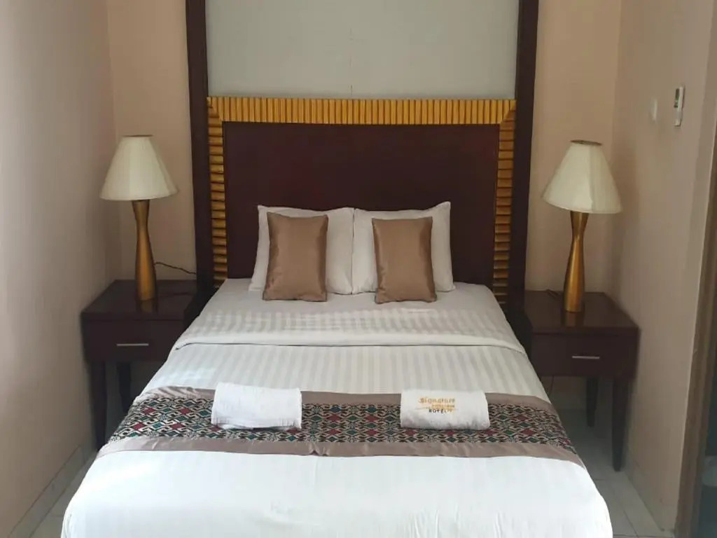 Hotel Signature Mandala Kencana