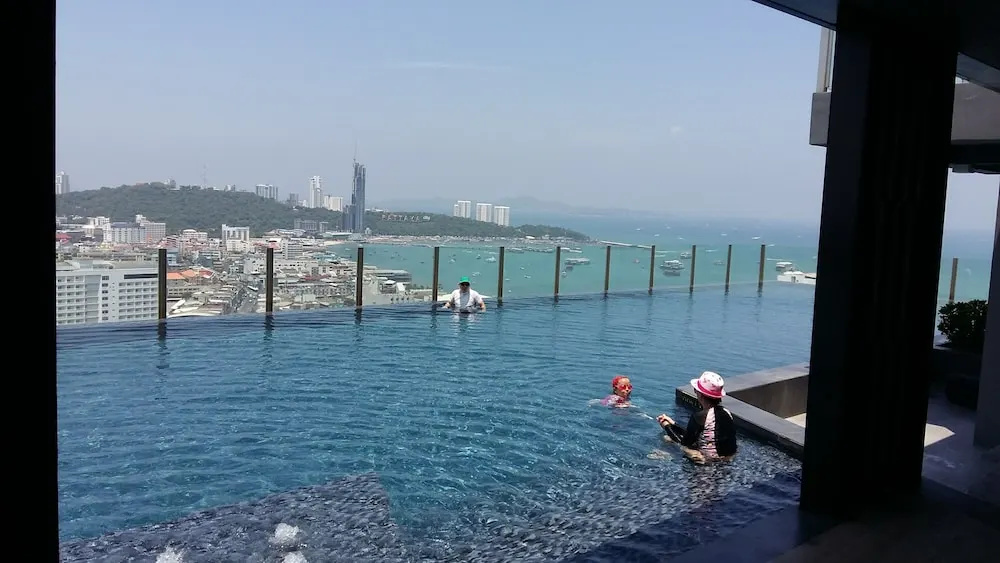 The Base Horizon Central Pattaya