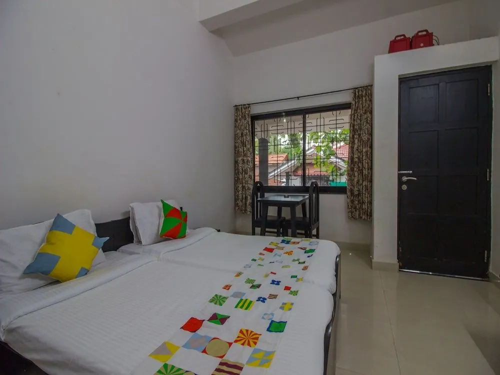 OYO 15774 Home Modern Studio Hill View Anjuna