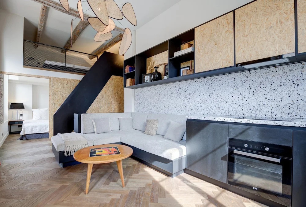 VANEAU 3 Pièces moderne et rénové en plein centre