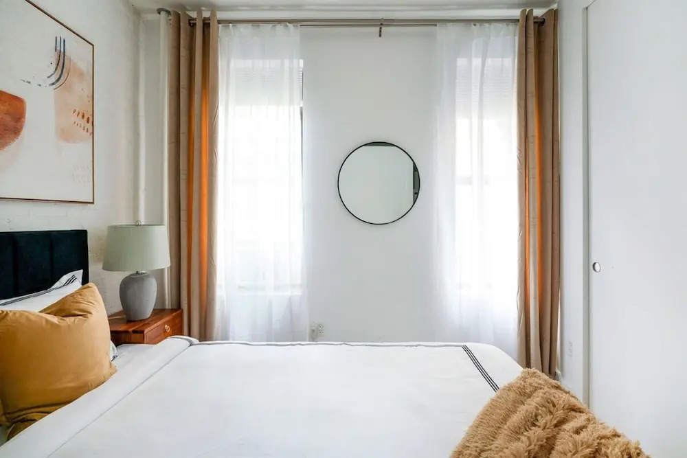 1290-7 New Renovated 2 Bedrooms in UES
