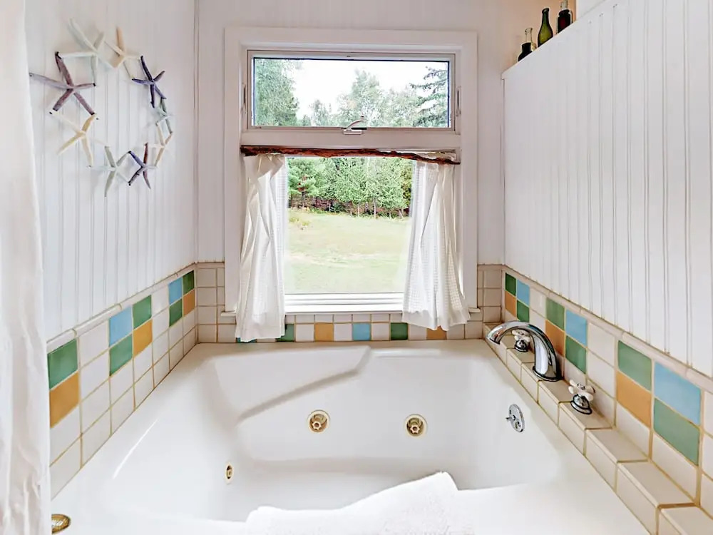 Dory Haven Home 2 Bedrooms 1 Bathroom Home