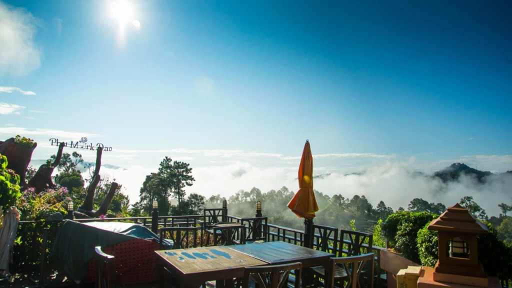 Phu Mork Dao Resort