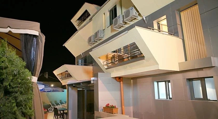 Hostel "Alex Family"