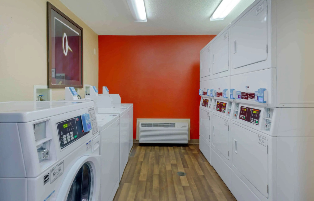 Extended Stay America Select Suites - Raleigh - RTP - 4610 Miami Blvd
