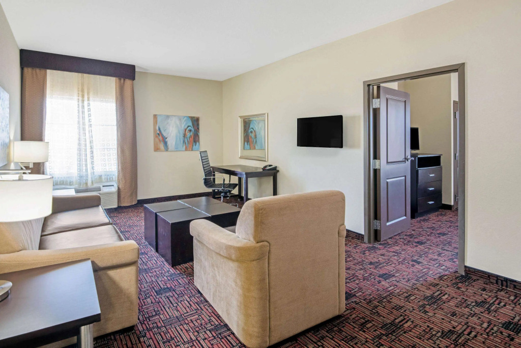 La Quinta by Wyndham Elk City