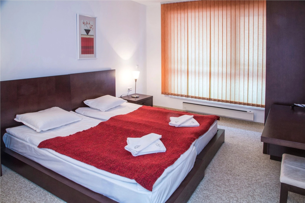 Saint George Palace Aparthotel
