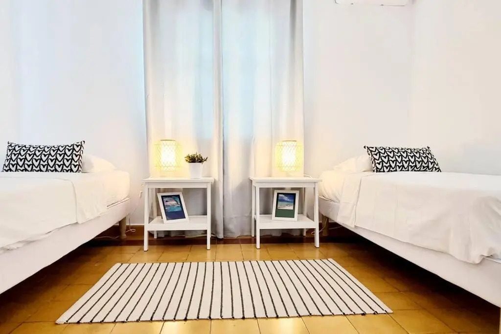 3-Bedroom villa - Very close to Mambo Beach or Willemstad - 3 min drive