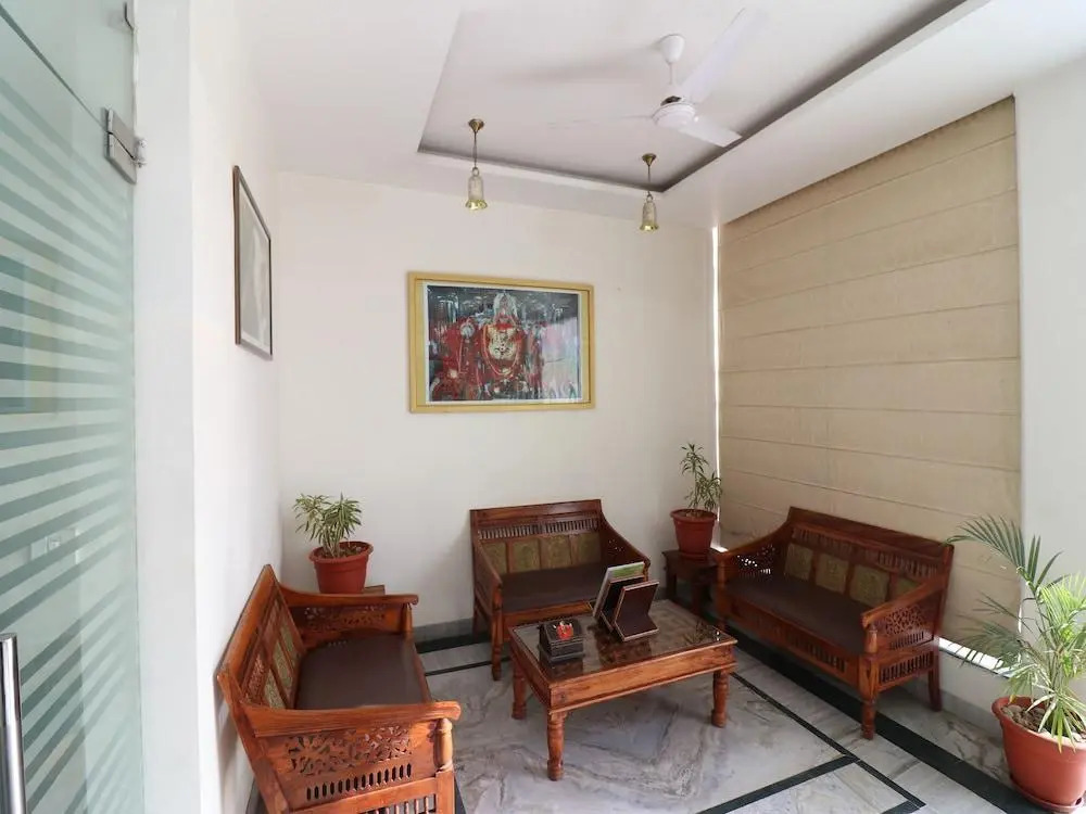 OYO 27759 Hotel Rajputana