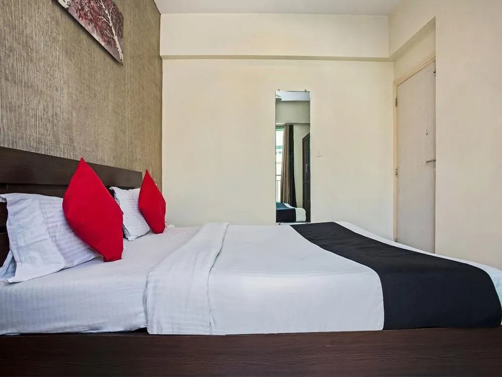 Iris Suites