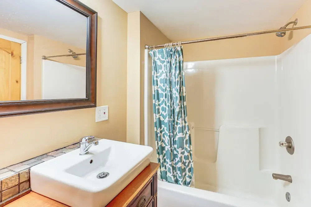 Walkable Studio in the Heart of Pittsburgh!