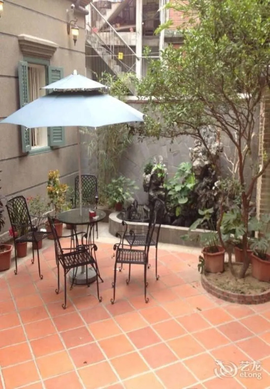 Delinyuan Hotel
