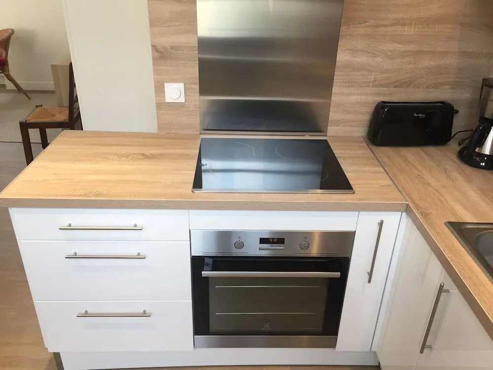 Large Comfortable Apartment in Bayeux