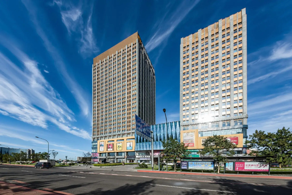 Rezen Dong Hotel (Changchun International Convention and Exhibition Center)