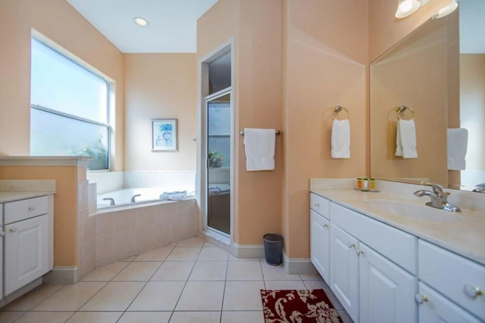A 4 Bedroom Villa With its own Private Pool in Vista Park