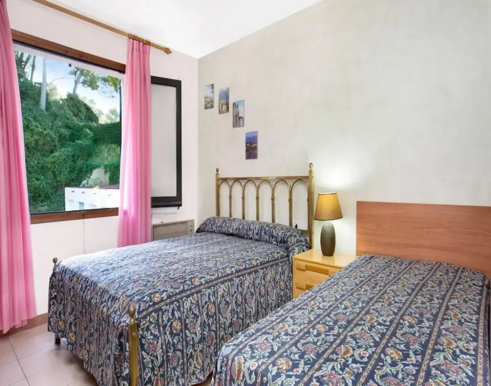 Apartment in Pals Near Peaceful Beach