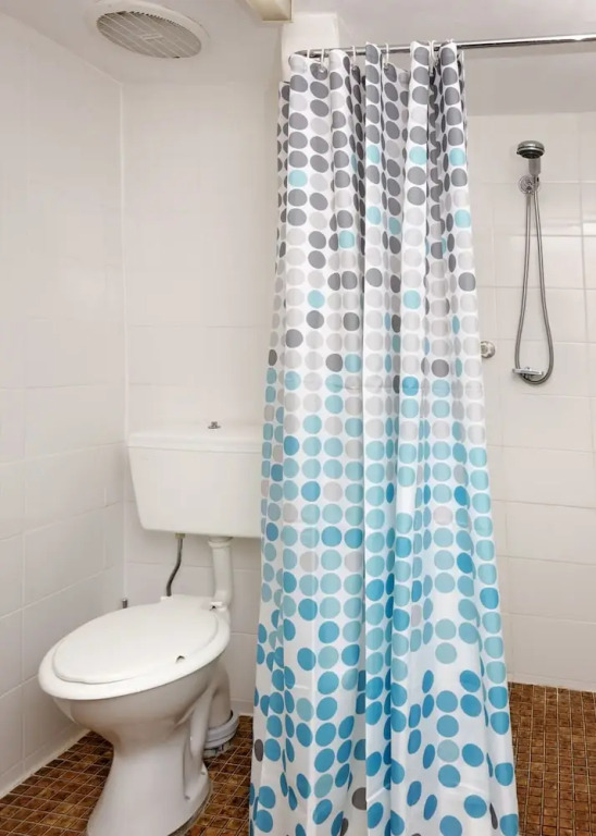 Central Park 7 - the convenience of location & the warmth of comfortab