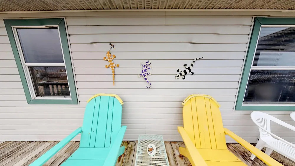 Southern Comfort by RedAwning