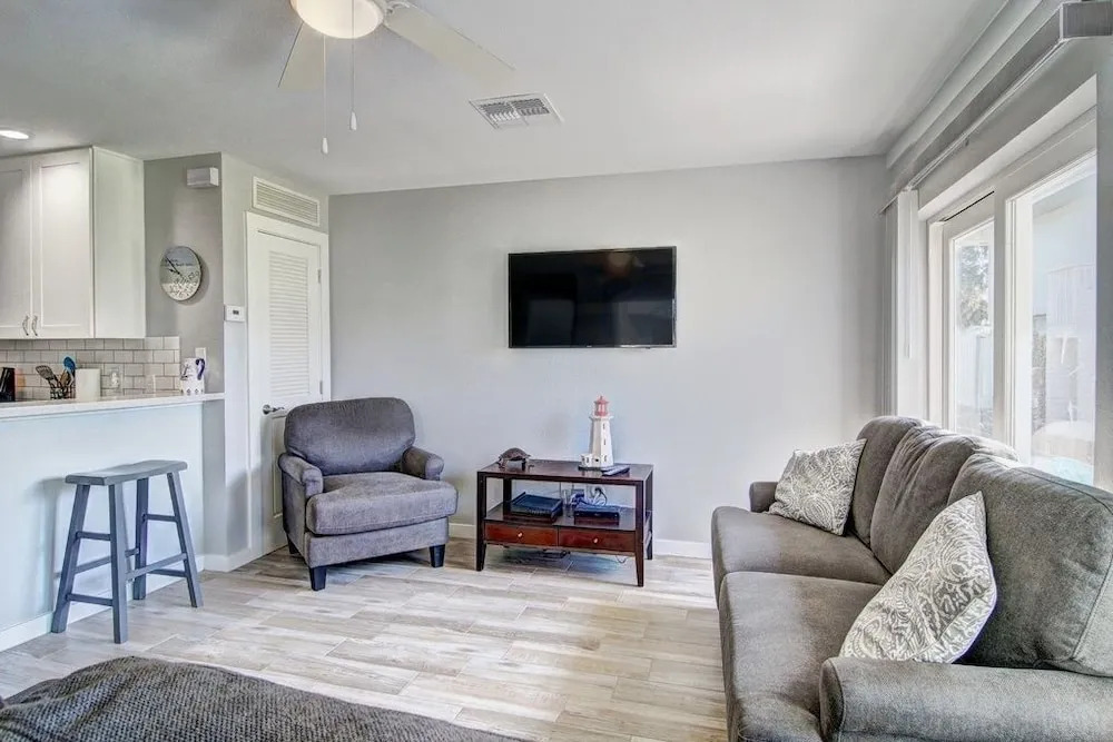 El Cortezminiums  EC118 - 2 Br Condo