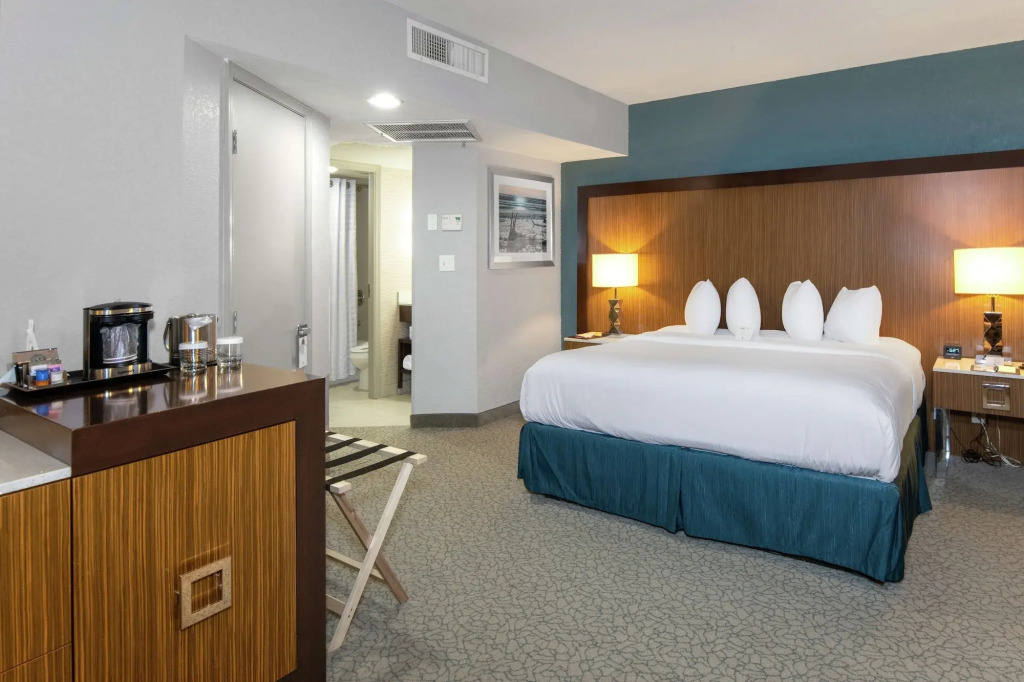 DoubleTree by Hilton Hotel Jacksonville Airport