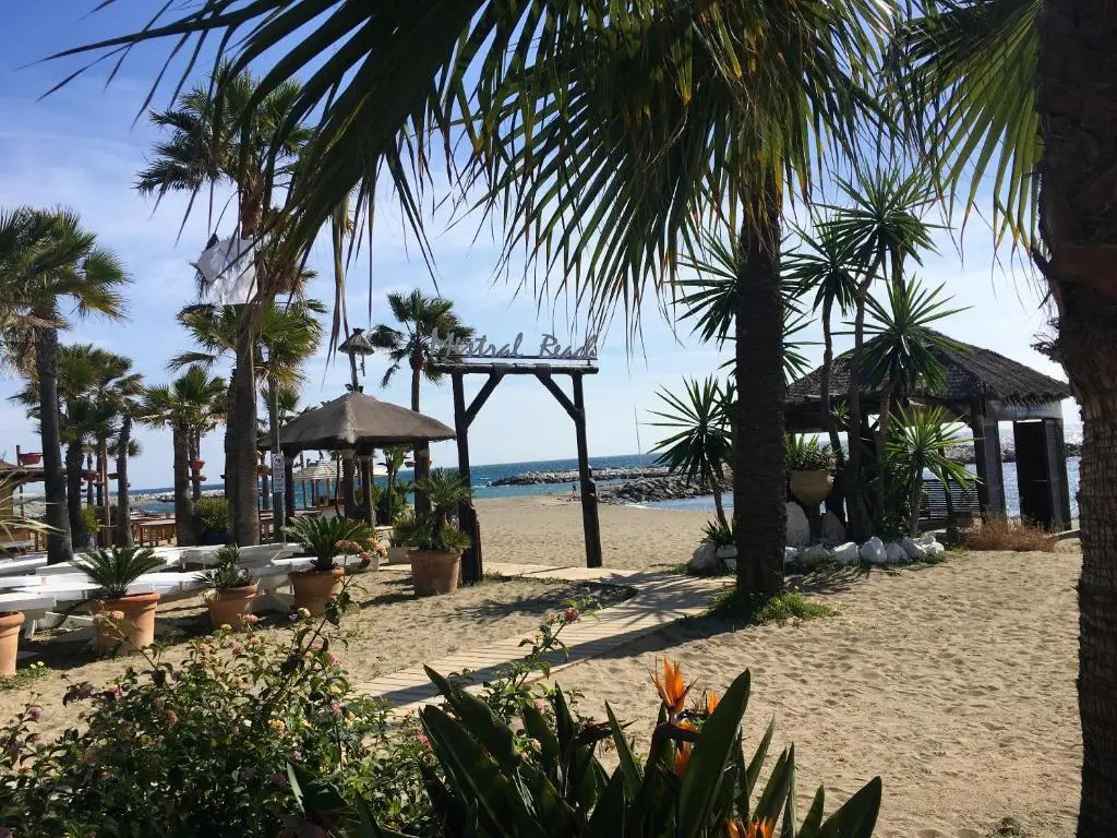 Apartment With 2 Bedrooms in Marbella, With Wonderful sea View, Pool Access, Furnished Garden - 10 m From the Beach