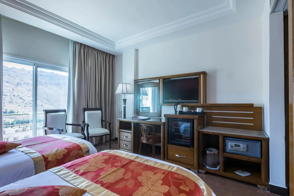 Petra Moon Hotel