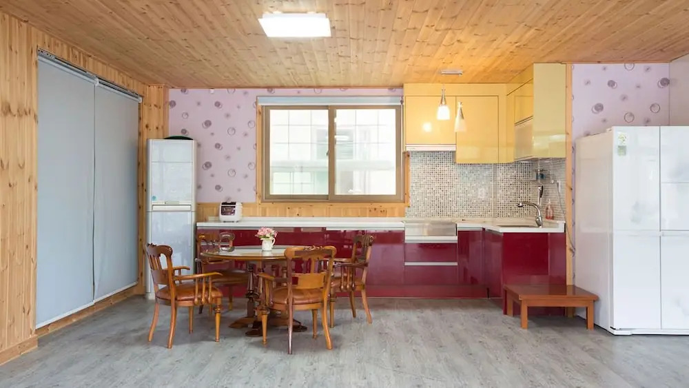 Lake and Pine Spa Pension