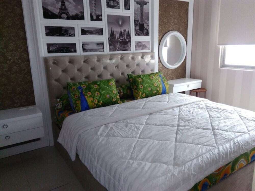 Waterplace Residence
