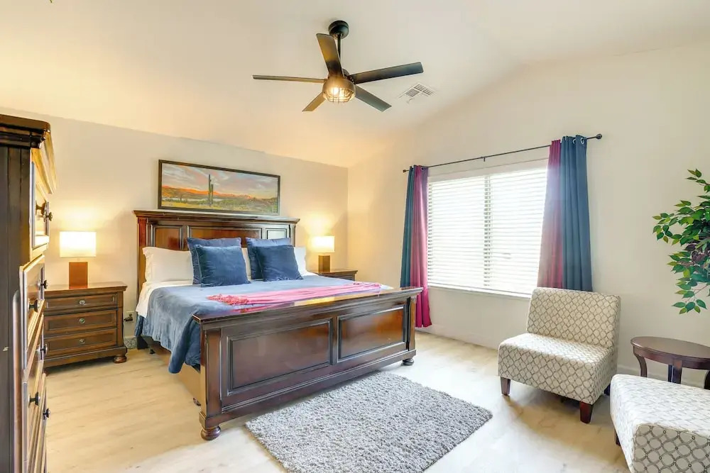 Spacious Phoenix-area Escape w/ Pool & Hot Tub