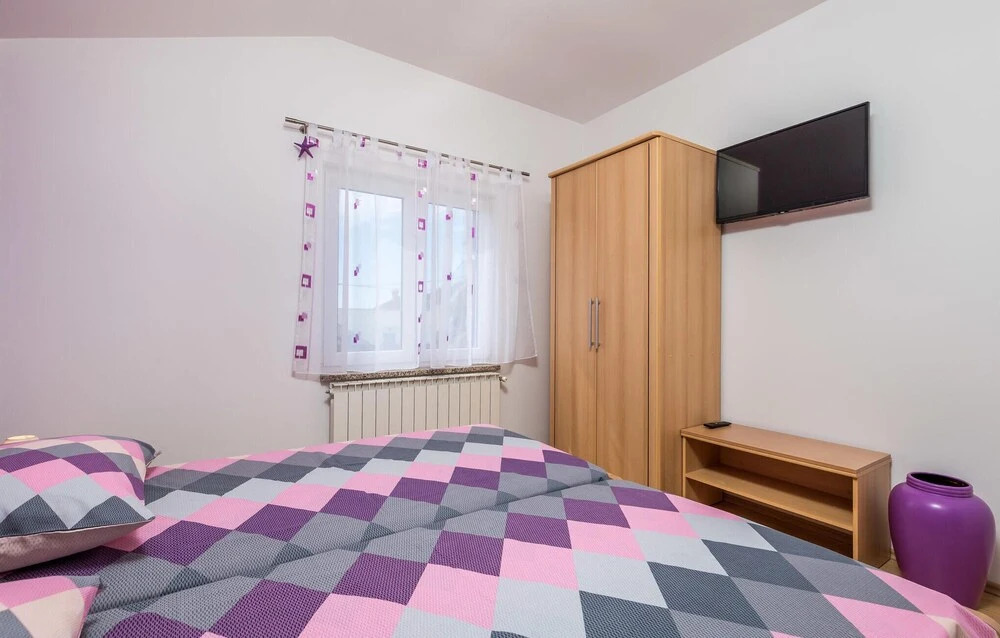 Amazing Home in Rukavac With Wifi and 2 Bedrooms