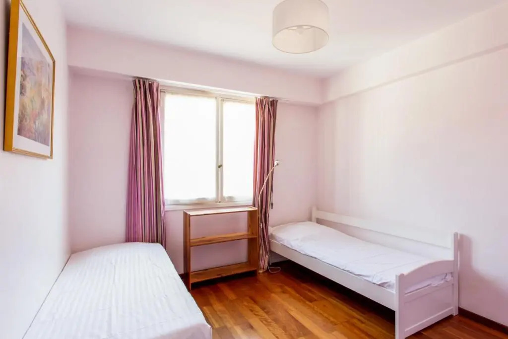 Nice flat w balcony and garage in Nice 5 min to the station - Welkeys