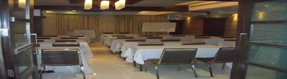 Room Maangta 211 - Thane West