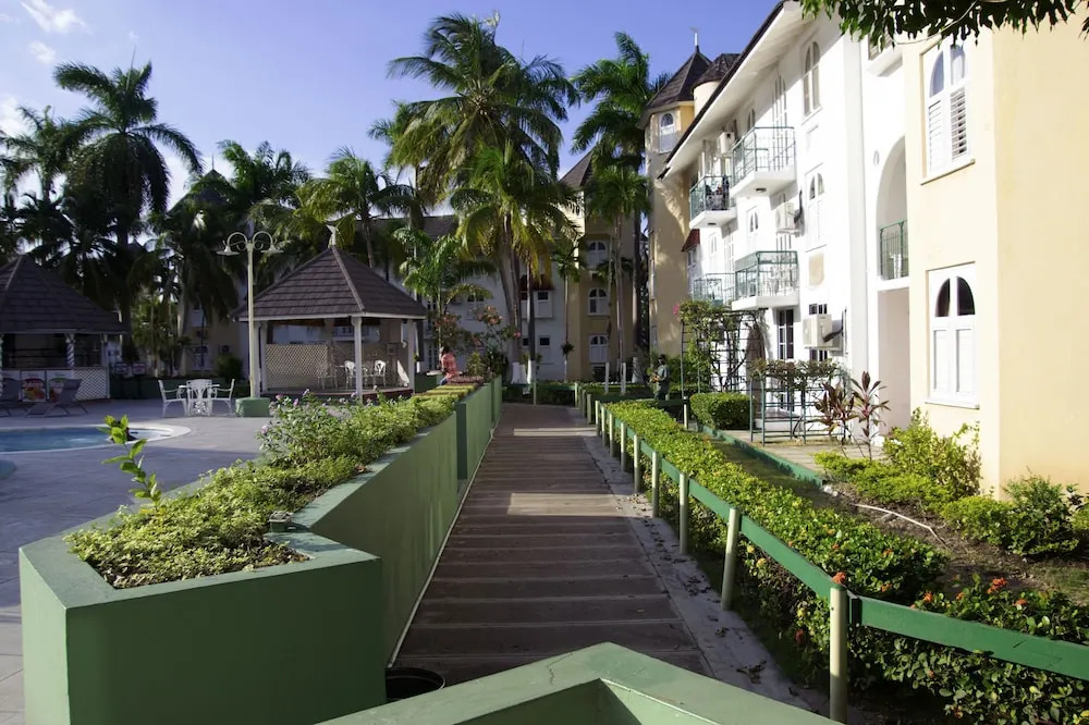 Palm View Apartment At Sandcastles