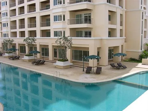 T.W. Jomtien Beach Resort