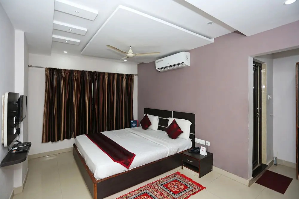 OYO 6076 Subudhi's Inn