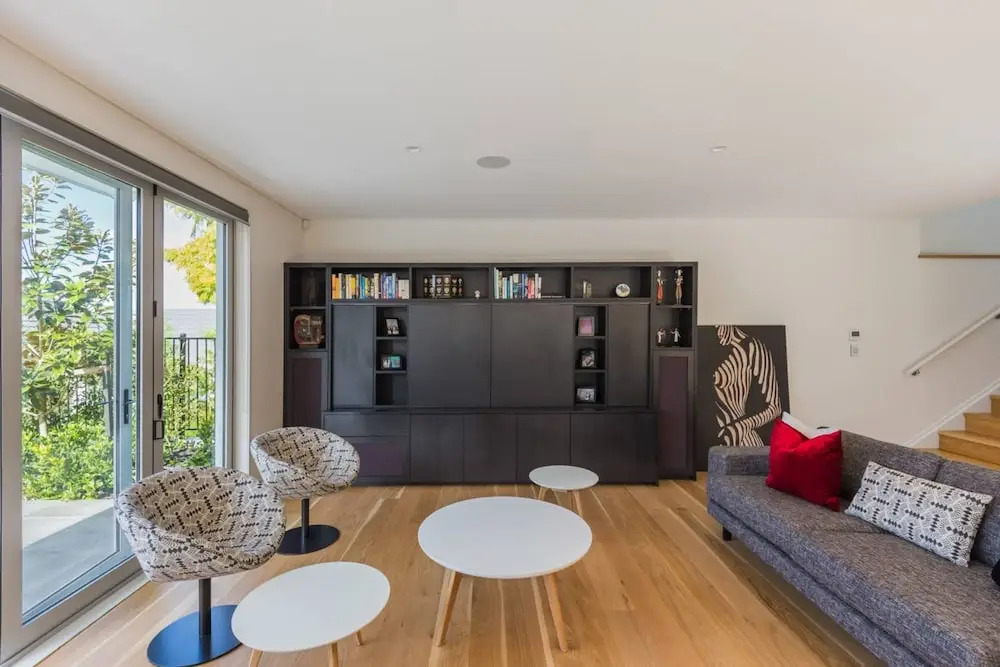 Spacious High-Spec Luxury Home with Garage