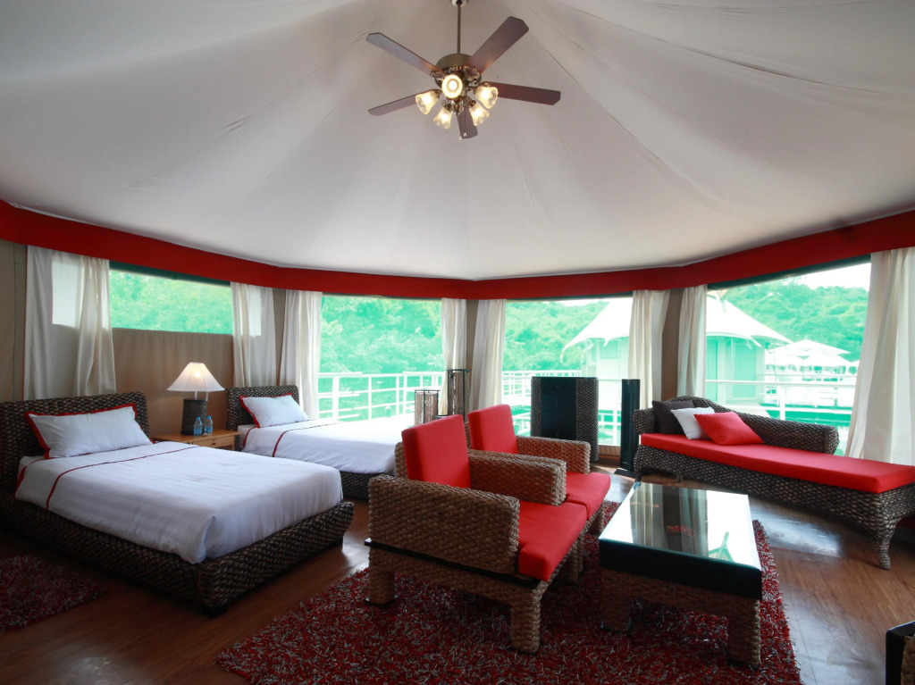 Canvas & Orchids Retreat