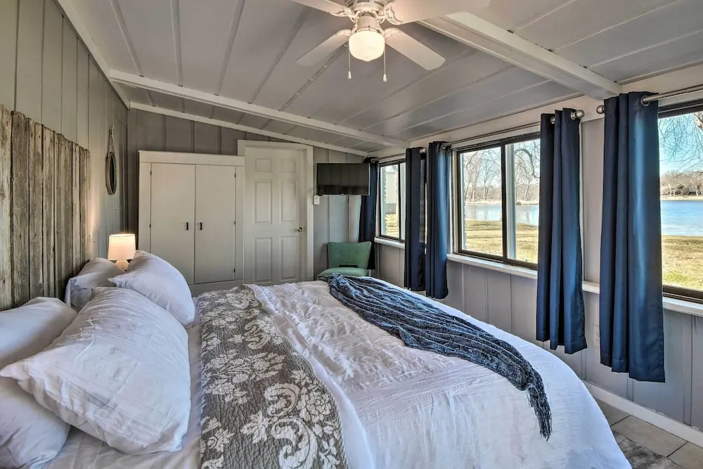 Riverfront Dixon, Illinois, Vacation Rental
